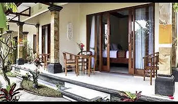 Guest house Tini 2*